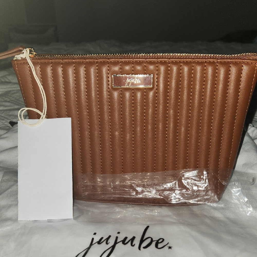 Ju-Ju-Be Tan Quilted Set